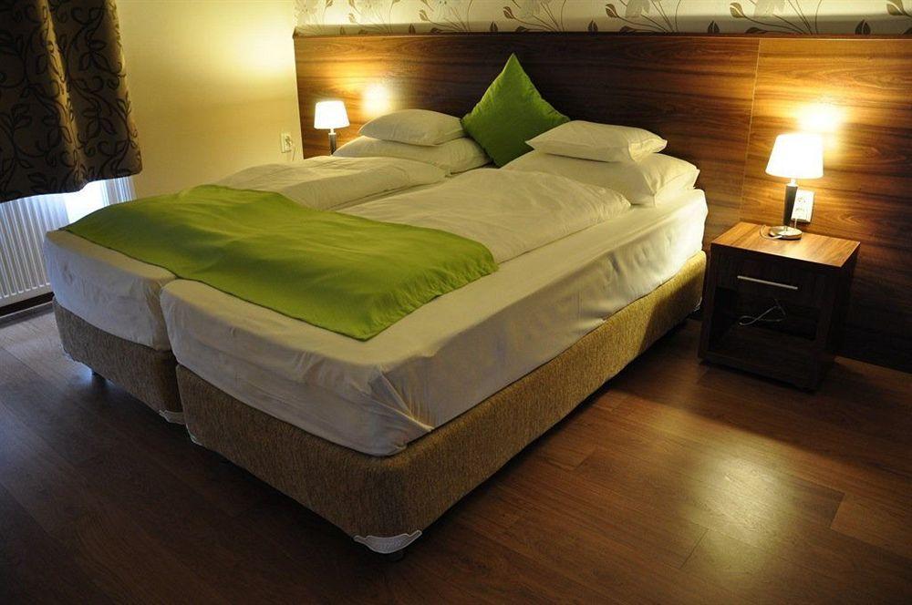 Elit Hotel Budapeszt Zewnętrze zdjęcie