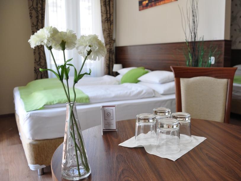 Elit Hotel Budapeszt Zewnętrze zdjęcie